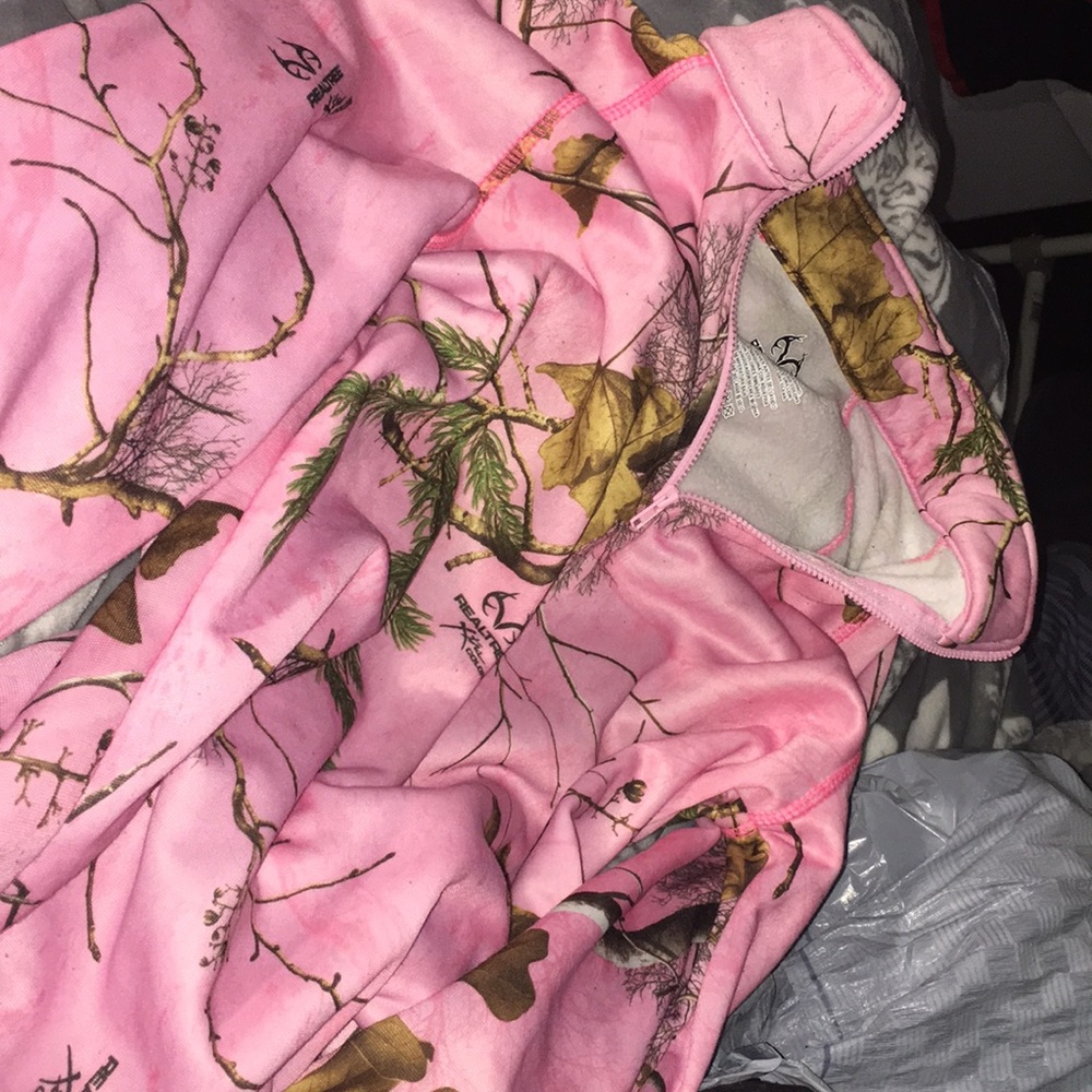 Realtree half zip sweater